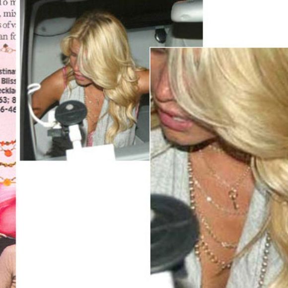 Rossana Designs Small Gold Key Chain Necklace - Picture 2 of 3